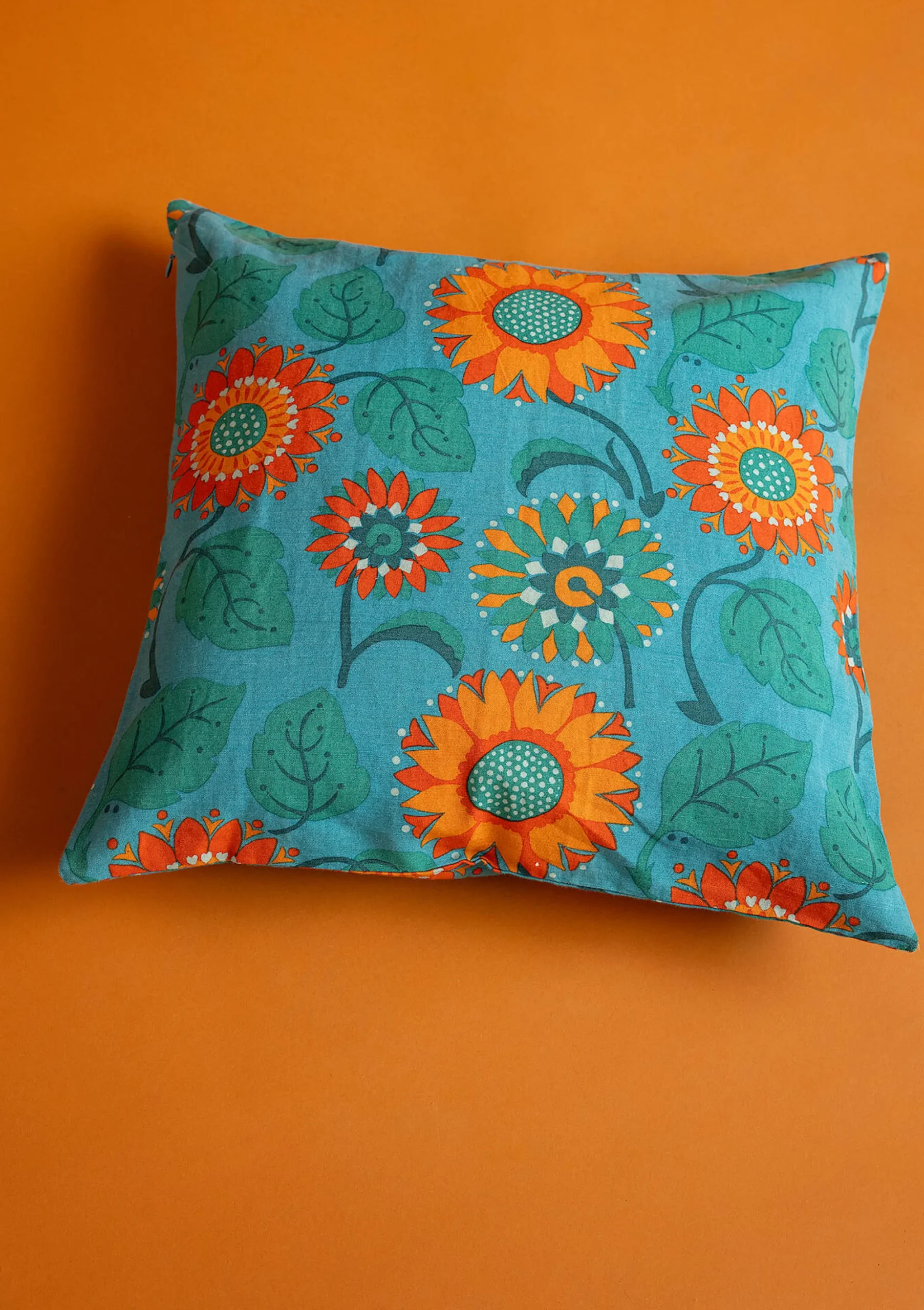 Discount Gudrun Sjödén Kissenhülle Sunflower Aus Bio-Baumwolle/Leinen türkis
